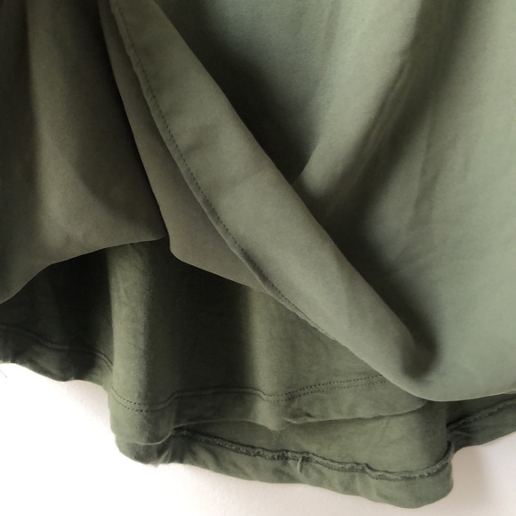 Ann Taylor Loft top (GRN) - Picture 7 of 7